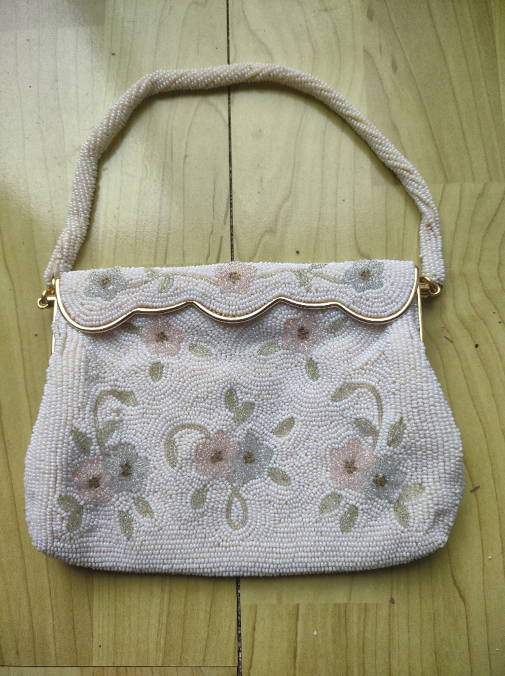 Elegant Beaded Floral Handbag
